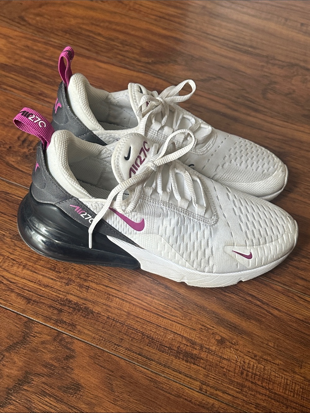 Nike Air Max 270 GS White Hot Fuchsia 5Y Running Sneakers Gym Workout